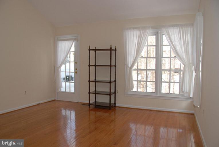 1252 Lamplighter Way Reston, VA 20194 - Photo 12 of 25 Master Bedroom #2