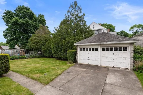 $1,095,000 | 38 Bailey Road, Arlington, MA 02476