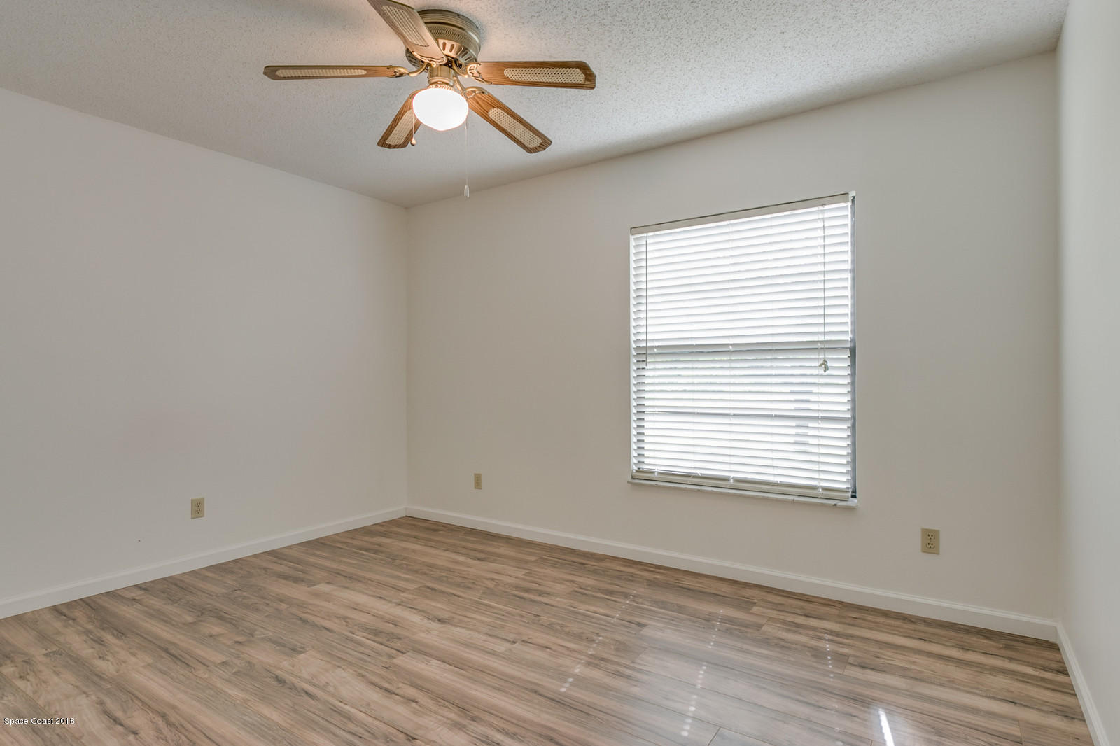215 Rheine Road Northwest Palm Bay, FL 32907 - Photo 11 of 20 Master Bedroom