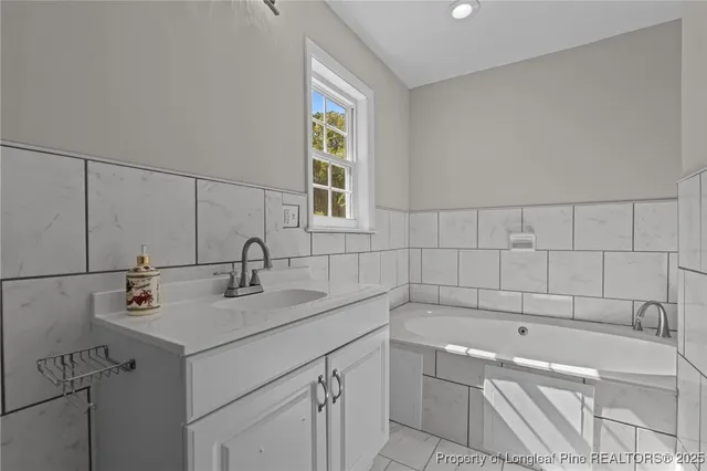 $214,500 | 506 Spring Avenue, Spring Lake, NC 28390