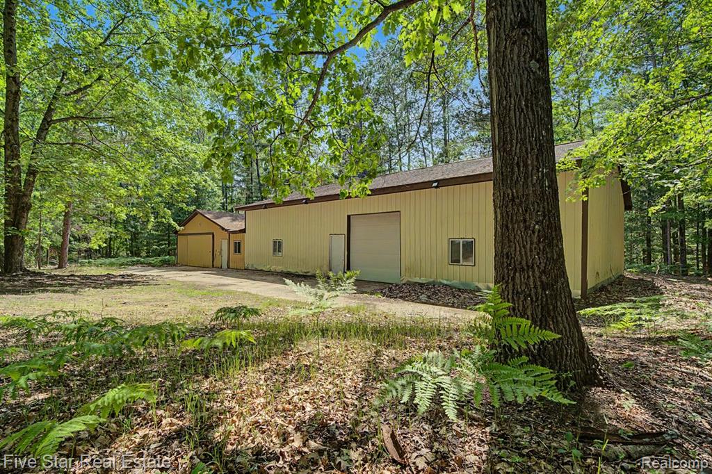 175 Bishop Road Sterling, MI 48659 - Photo 9 of 42