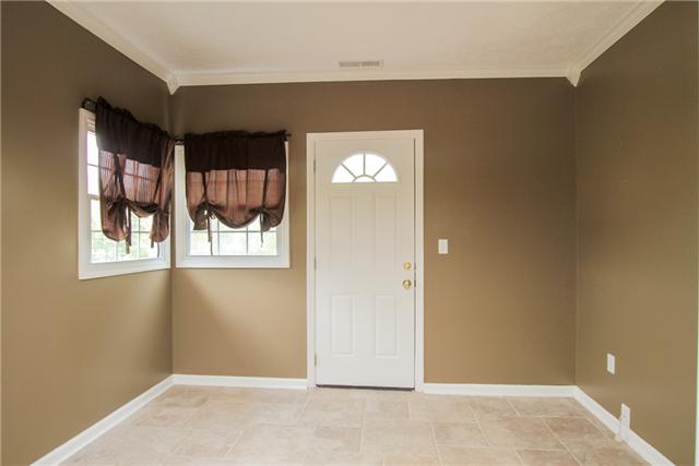 708 Pebble Point Road Lebanon, TN 37087 - Photo 8 of 20 a view of an empty room