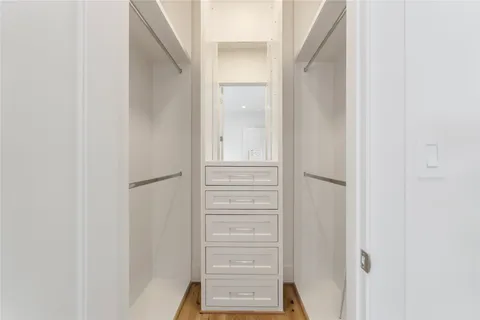 $1,995,000 | 1204 Willard Street, Houston, TX 77006