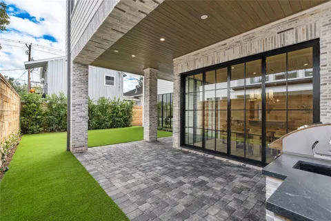 $1,995,000 | 1204 Willard Street, Houston, TX 77006