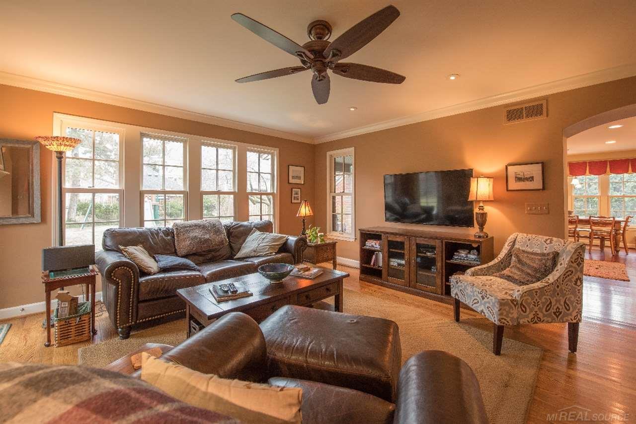 1052 Audubon Road Grosse Pointe Park, MI 48230 - Photo 11 of 46