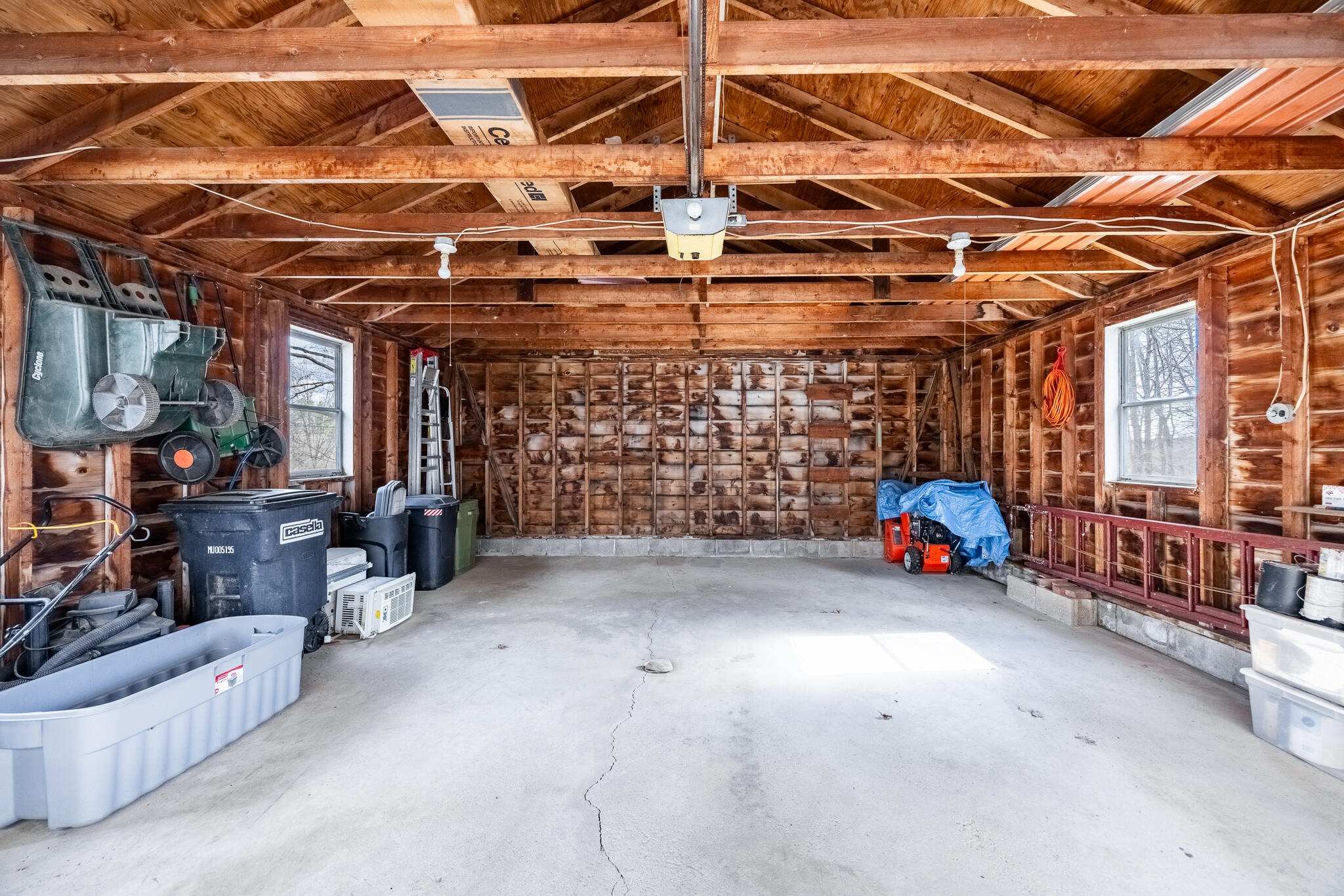 2546 U.S. Rte 2 Hermon, ME 04401 - Photo 24 of 30 Garage