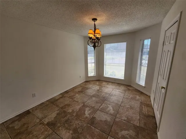 $1,950 | 2131 Ridgecliff Drive, Keller, TX 76248