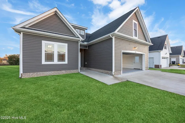 $379,900 | 515 Millbrooke Circle, Elizabeth City, NC 27909