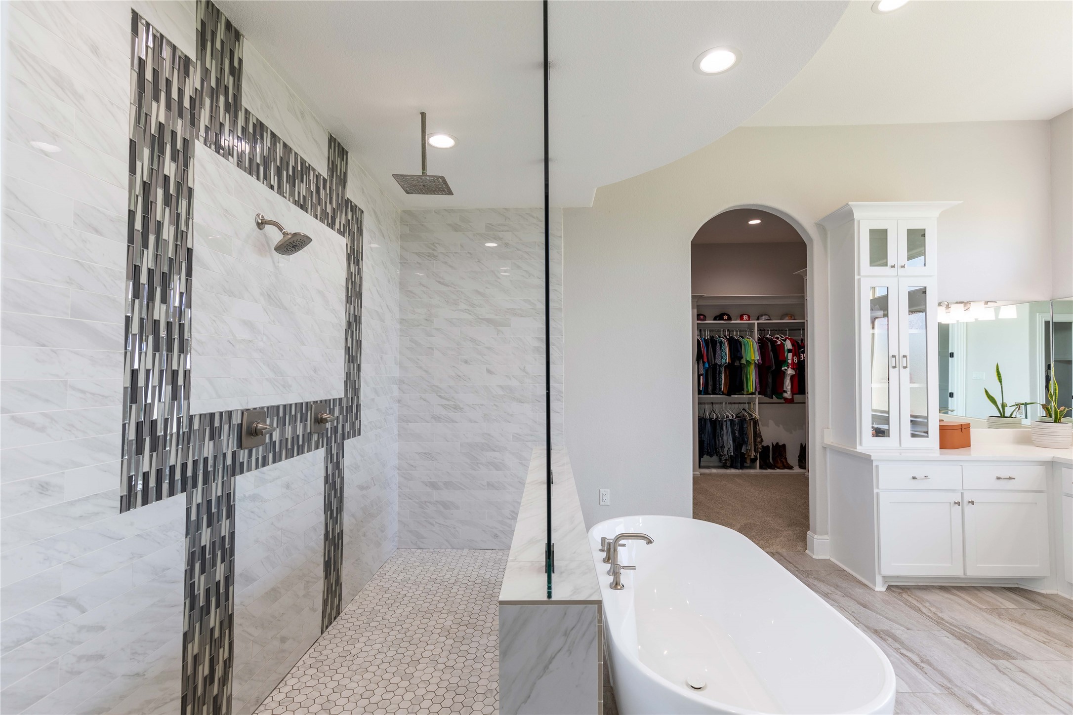 24445 Farm To Market 1887 Hempstead, TX 77445 - Photo 21 of 36 a bathroom with a toilet and a shower