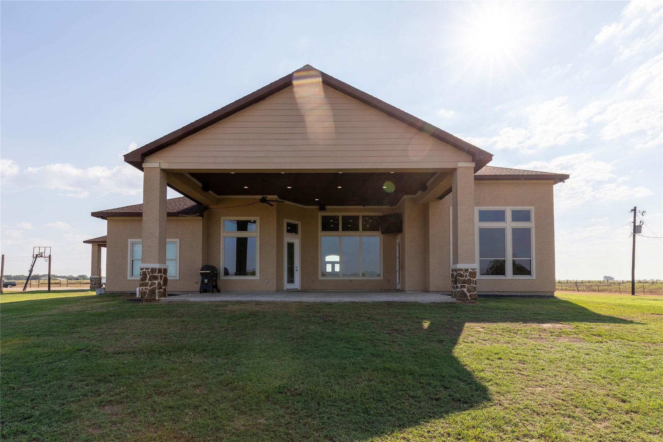 24445 Farm To Market 1887 Hempstead, TX 77445 - Photo 33 of 36 a front view of a house with a yard