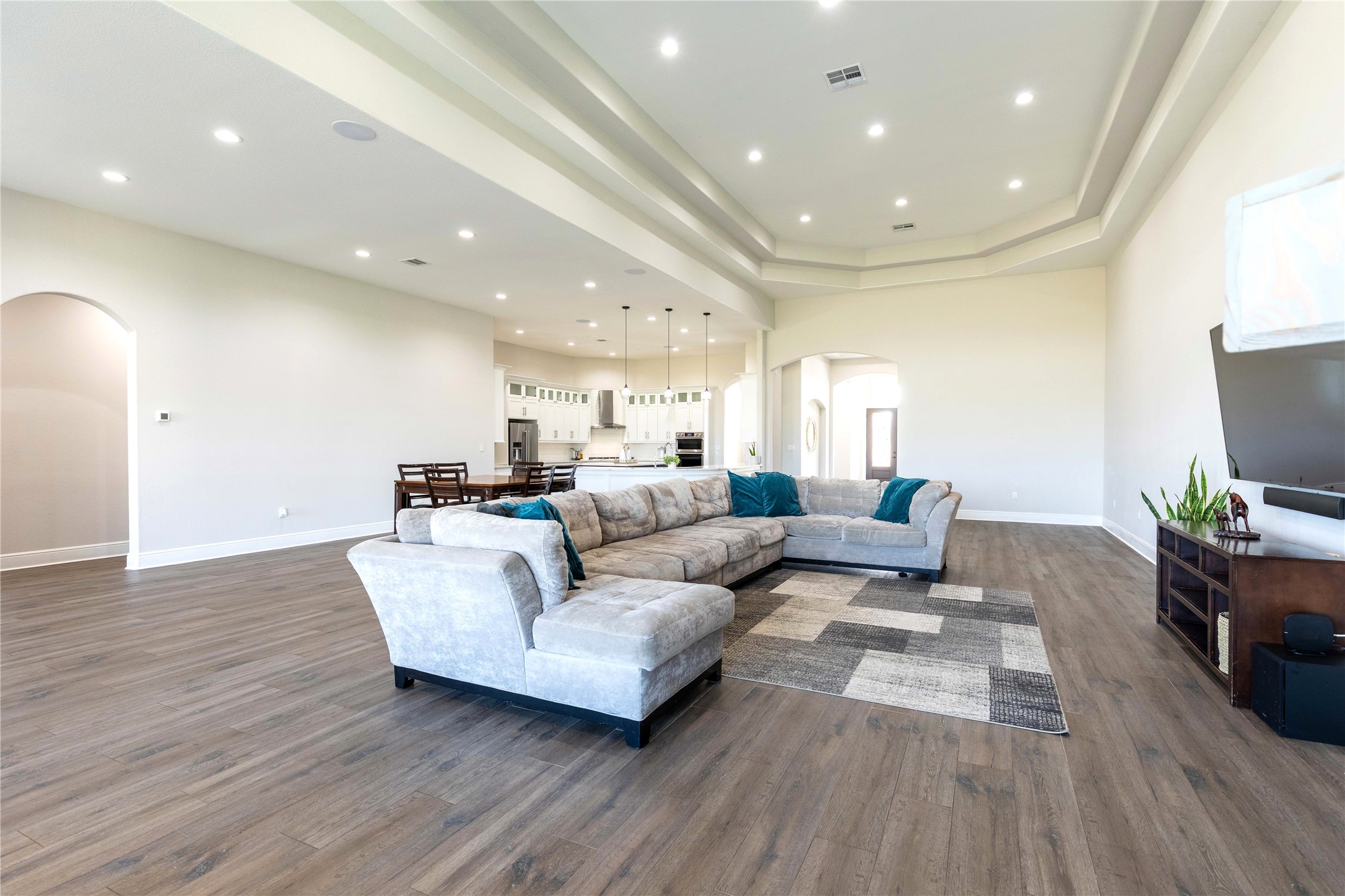 24445 Farm To Market 1887 Hempstead, TX 77445 - Photo 7 of 36 a living room with furniture and a flat screen tv