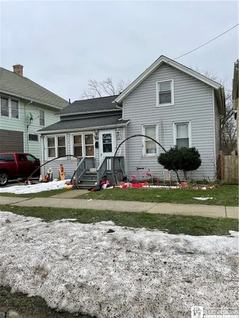 $77,500 | 267 Lake Shore Drive East, Dunkirk, NY 14048