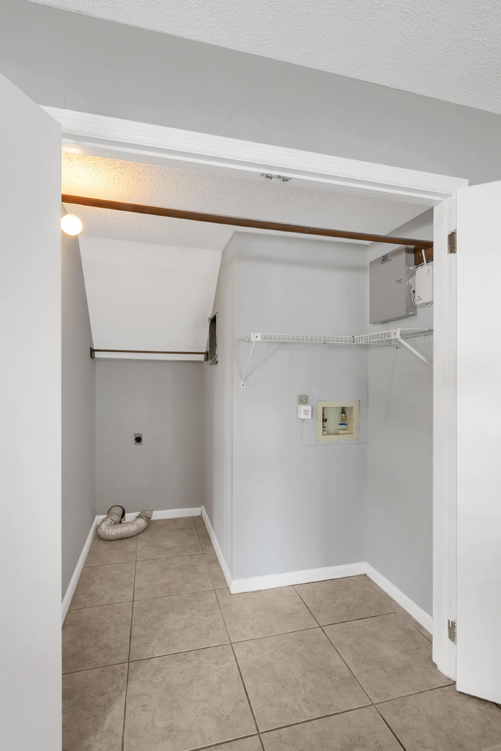 1739 Morris Hill Road Chattanooga, TN 37421 - Photo 14 of 40 849A9855
