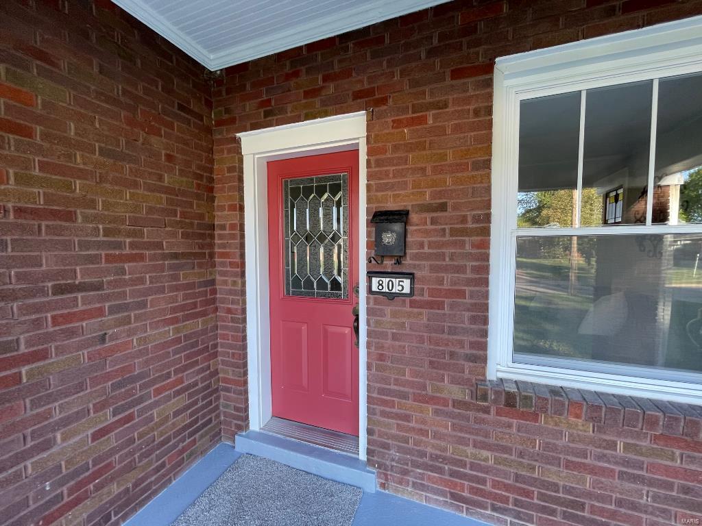 805 South Rapp Avenue Columbia, IL 62236 - Photo 2 of 25 Gallery Image 2