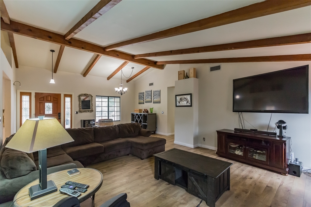 2138 Gird Road Fallbrook, CA 92028 - Photo 4 of 23