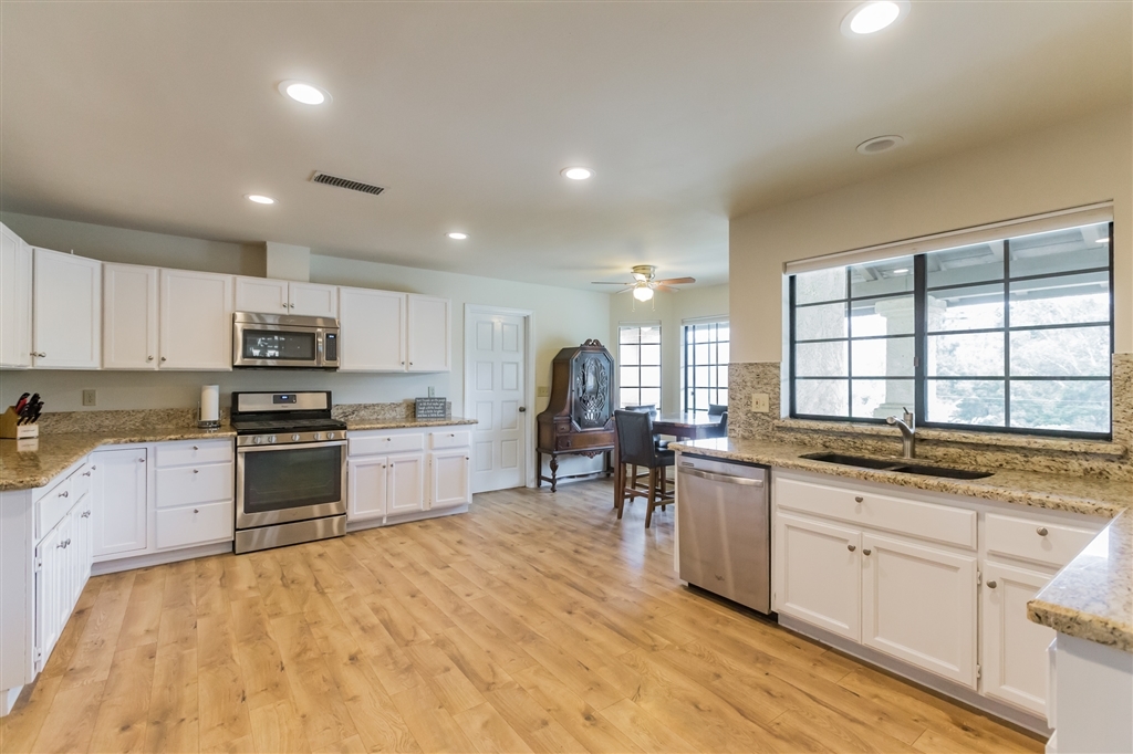 2138 Gird Road Fallbrook, CA 92028 - Photo 7 of 23