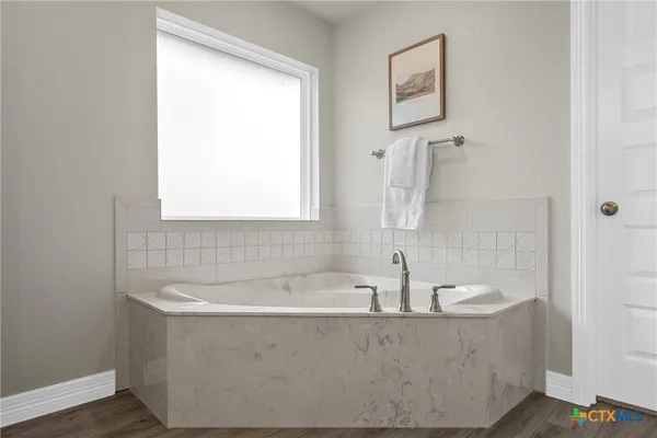 $379,900 | 2436 MacDougal Street, Nolanville, TX 76559