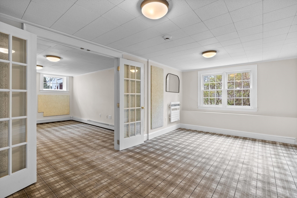 29 Woodcliff Road Wellesley, MA 02481 - Photo 22 of 31