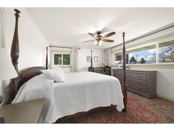 $900,000 | 969 B Street, Washougal, WA 98671