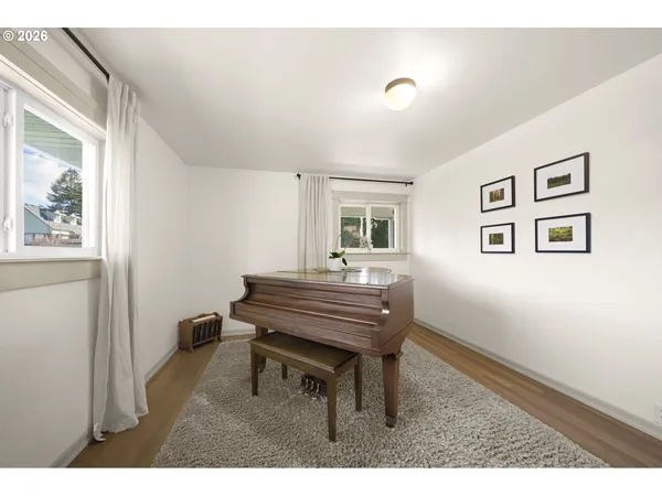 $900,000 | 969 B Street, Washougal, WA 98671