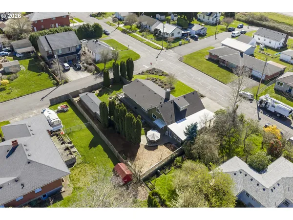 $900,000 | 969 B Street, Washougal, WA 98671