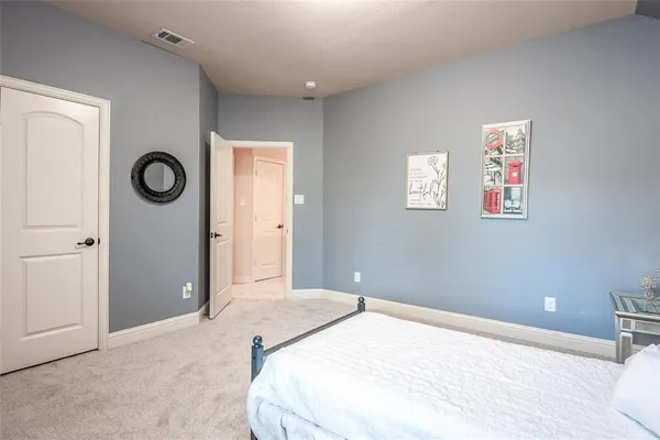 $3,500 | 8436 Town Walk Drive, North Richland Hills, TX 76182
