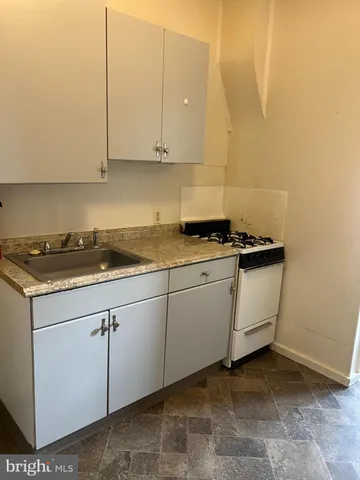 $205,000 | 435 South 17th Street, Harrisburg, PA 17104