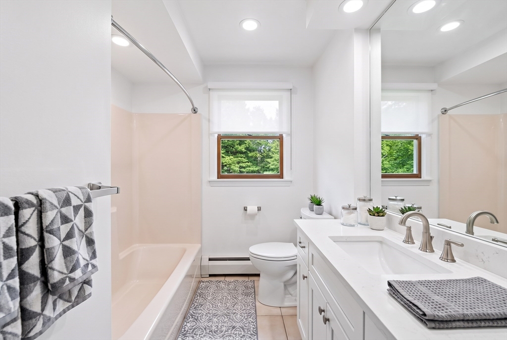 19 Mc Intosh Road Chelmsford, MA 01824 - Photo 24 of 40 Gallery Image 24