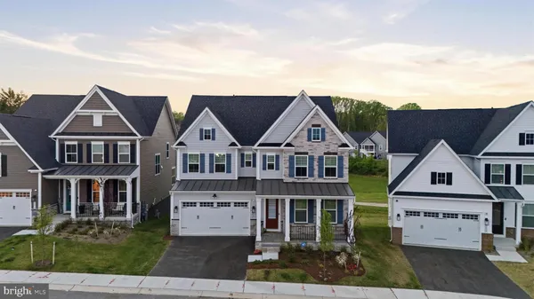 view of rooftop with seating area
