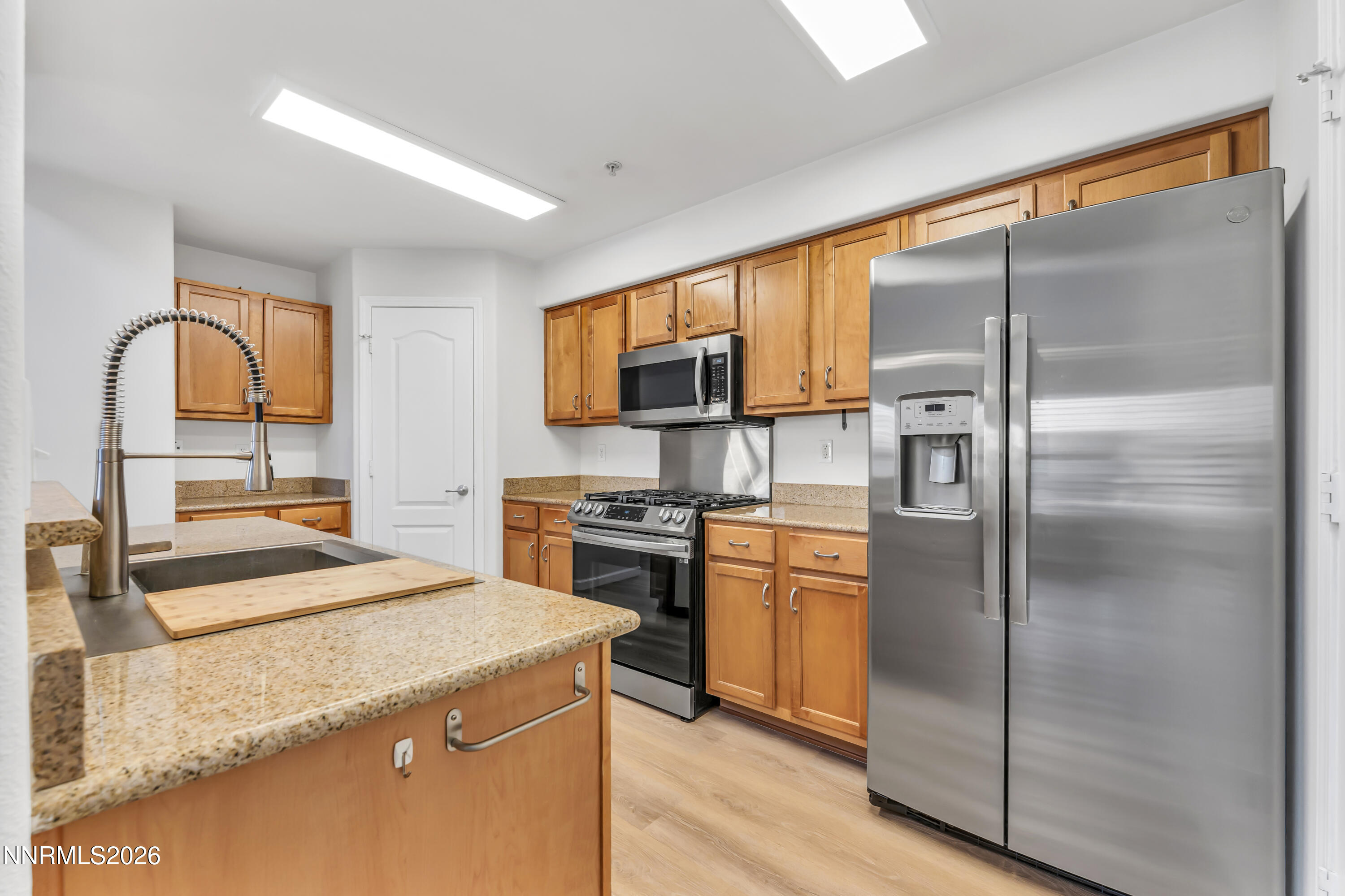 1325 South Meadows Parkway, Unit 122 Reno, NV 89521 - Photo 9 of 33 13-1325 South Meadows Pkwy Unit 122 Reno