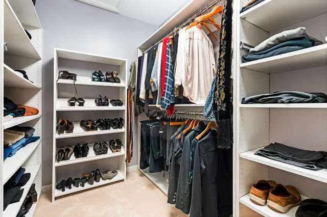 $649,000 | 1261 Laurel View Drive, Ann Arbor, MI 48105