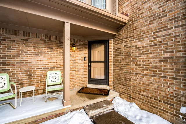 $649,000 | 1261 Laurel View Drive, Ann Arbor, MI 48105