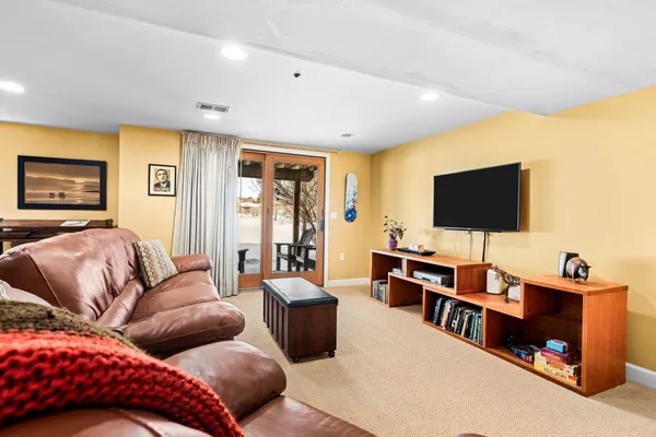 $638,000 | 1261 Laurel View Drive, Ann Arbor, MI 48105