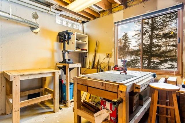 $649,000 | 1261 Laurel View Drive, Ann Arbor, MI 48105