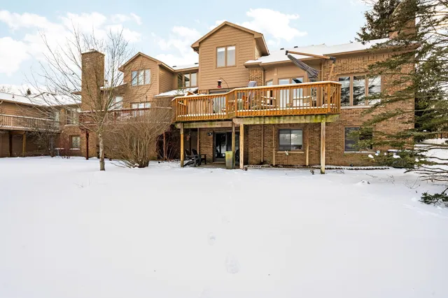 $649,000 | 1261 Laurel View Drive, Ann Arbor, MI 48105