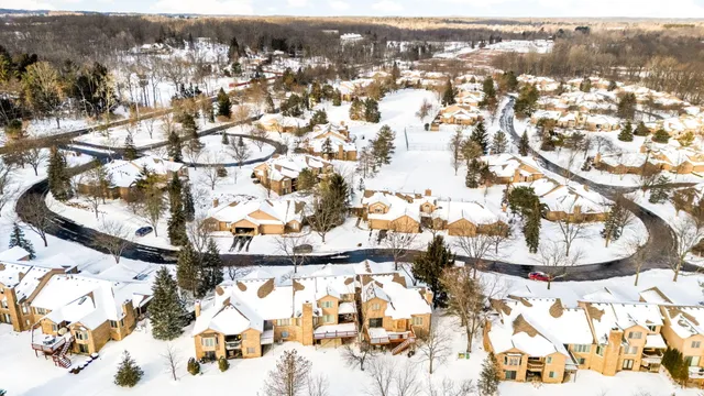 $649,000 | 1261 Laurel View Drive, Ann Arbor, MI 48105