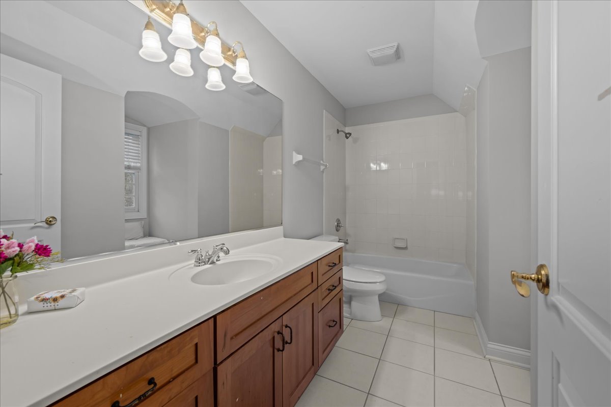 4N494 Hidden Oaks Road St. Charles, IL 60175 - Photo 25 of 44