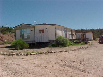 11275 North Roach Wash Road Winkelman, AZ 85192 - Photo 2 of 10