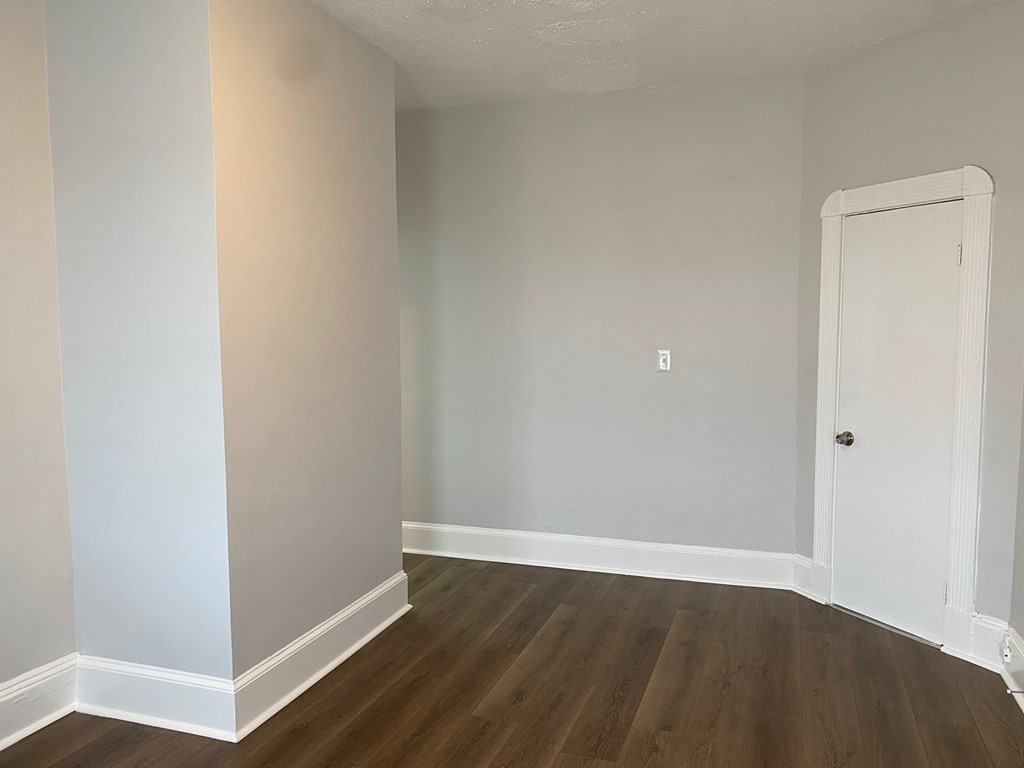 200 Congress Avenue, Unit 3 Chelsea, MA 02150 - Photo 14 of 14 a view of an empty room