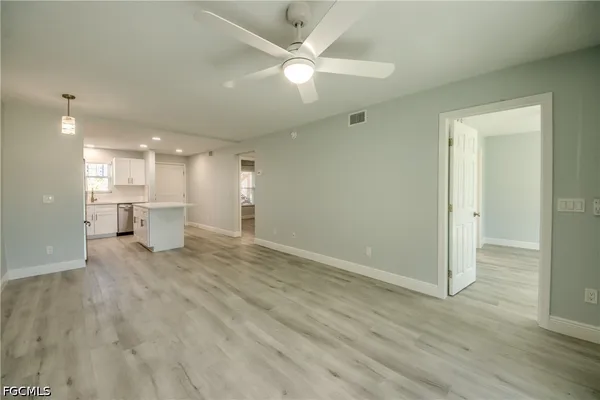 $1,500 | 16881 Davis Road, Unit 116, Fort Myers, FL 33908