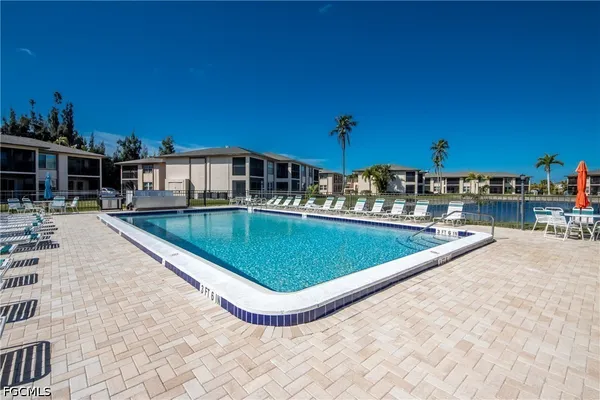 $1,500 | 16881 Davis Road, Unit 116, Fort Myers, FL 33908