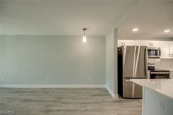 $1,500 | 16881 Davis Road, Unit 116, Fort Myers, FL 33908