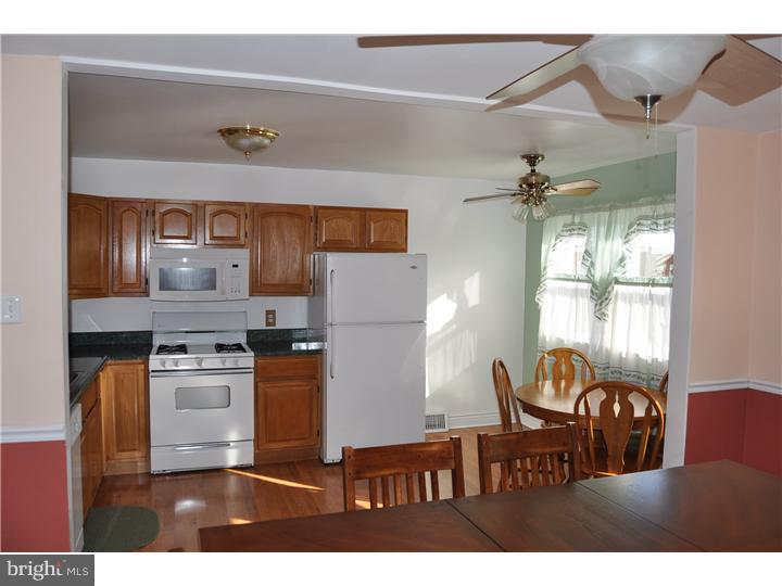 3329 Atmore Road Philadelphia, PA 19154 - Photo 11 of 24 Kitchen