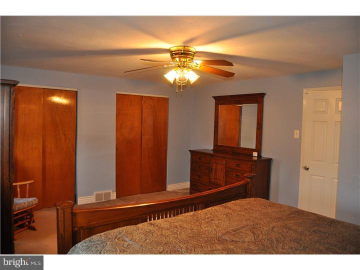 3329 Atmore Road Philadelphia, PA 19154 - Photo 15 of 24 Bedroom - Main