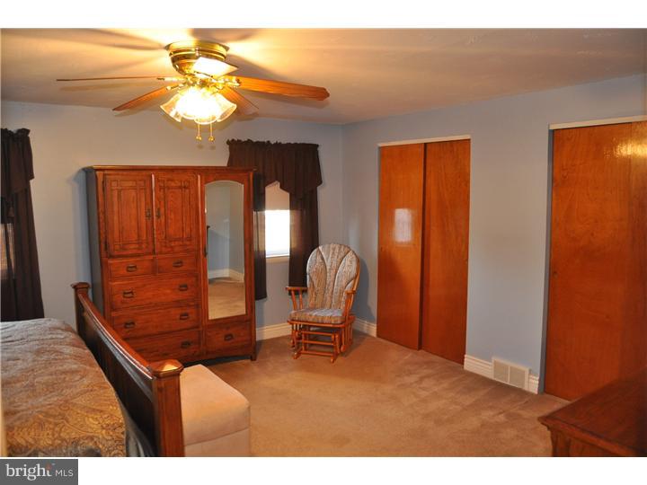 3329 Atmore Road Philadelphia, PA 19154 - Photo 18 of 24 Bedroom - Main