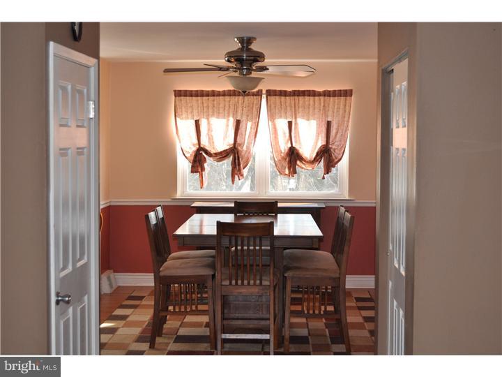 3329 Atmore Road Philadelphia, PA 19154 - Photo 6 of 24 Dining Room