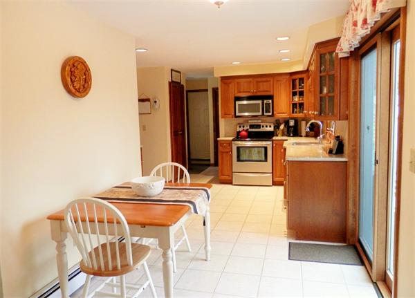 18 Ida Road Worcester, MA 01604 - Photo 4 of 26 Gallery Image 4
