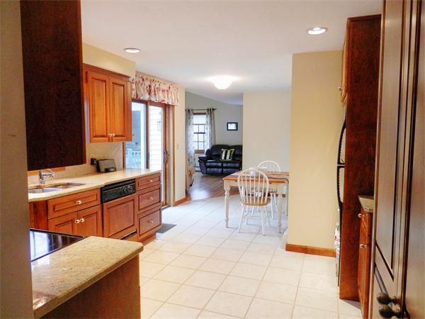 18 Ida Road Worcester, MA 01604 - Photo 5 of 26 Gallery Image 5