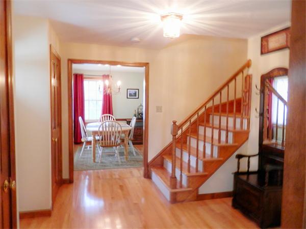 18 Ida Road Worcester, MA 01604 - Photo 9 of 26 Gallery Image 9