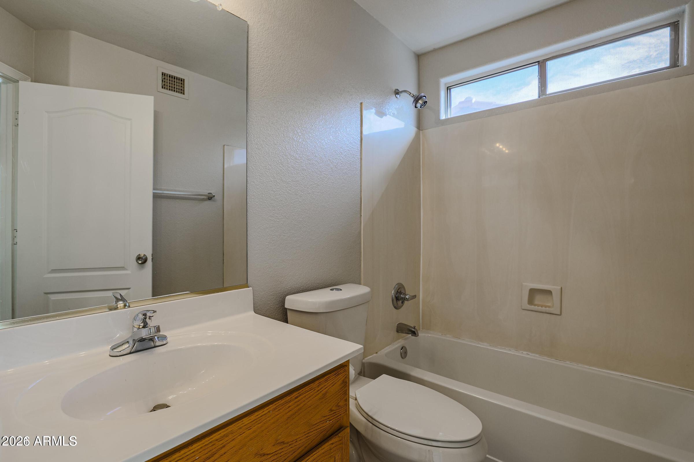 1693 East Milky Way Gilbert, AZ 85295 - Photo 22 of 30 20220717183348498160000000-o